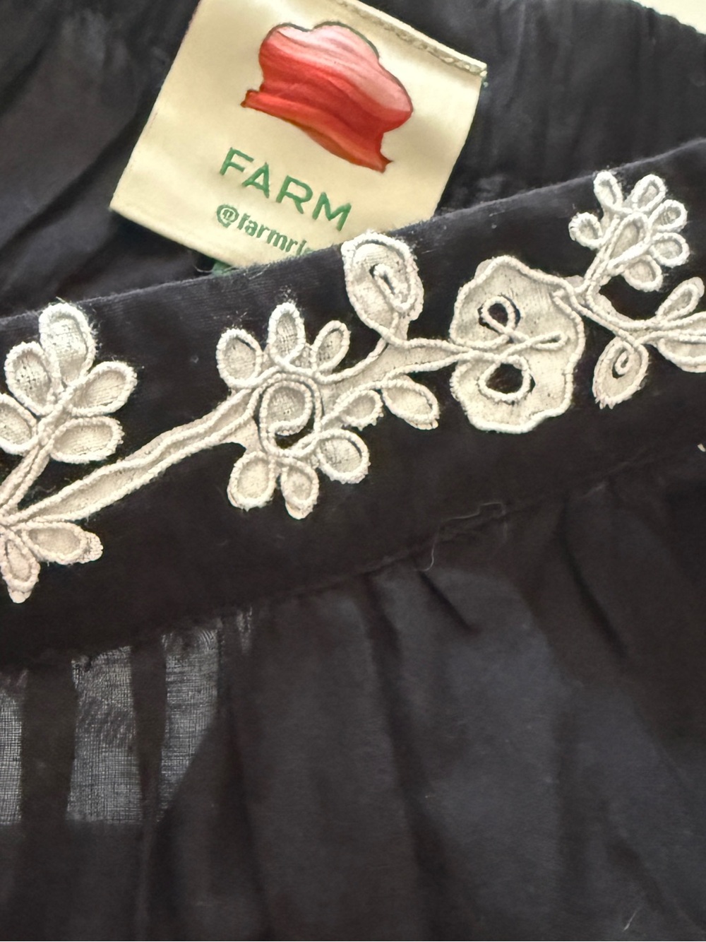 FARM Rio black tiered embroidered ruffle maxi skirt small NWT - Picture 7 of 9